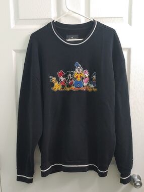 Hollister X Disney Mickey Mouse Sweatshirt Embroidered Black Crewneck Unisex XL